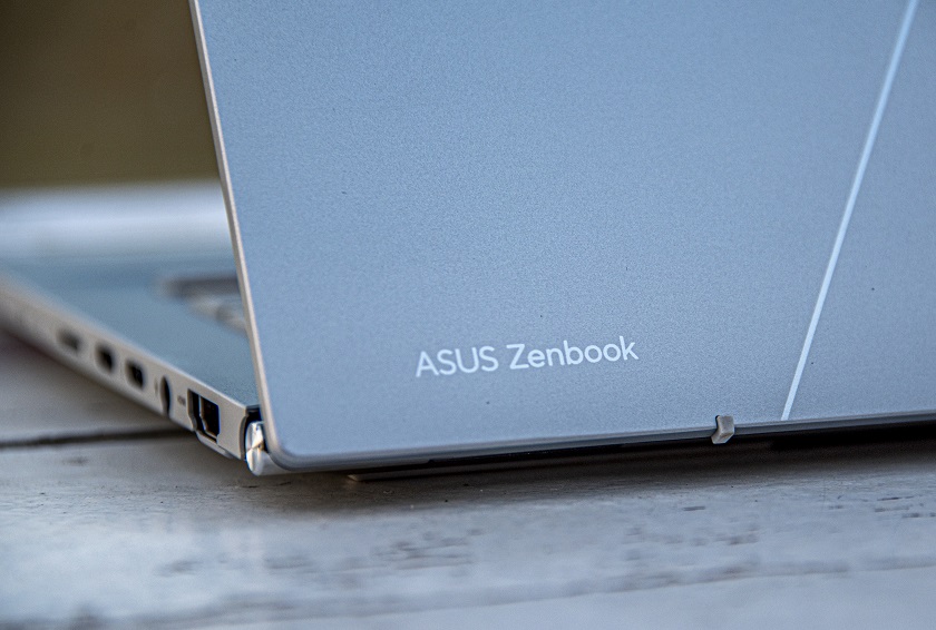 Zenbook-14-OLED-UX3402V---hinh-3.jpg