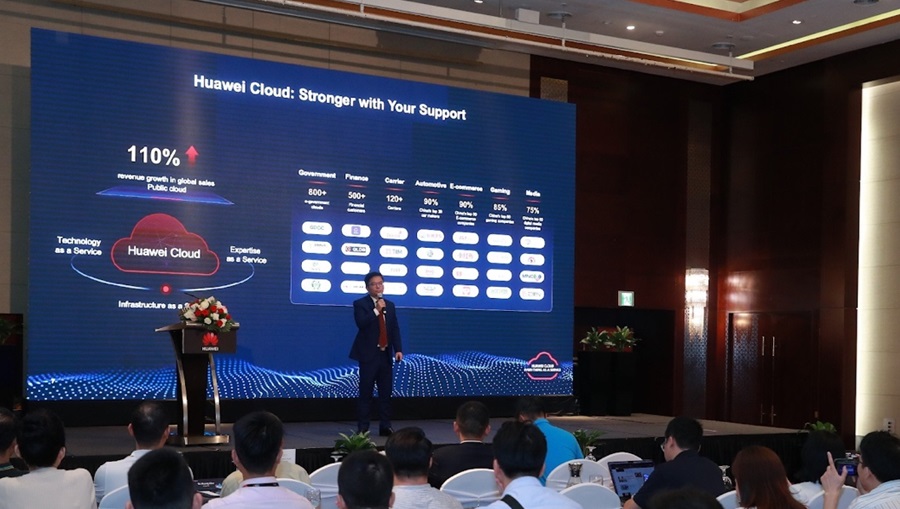 Ong-Andy-Jin---Giam-dc-Phat-trin-Kinh-doanh-va-Cong-nghiep-Huawei-Cloud-APAC.jpg