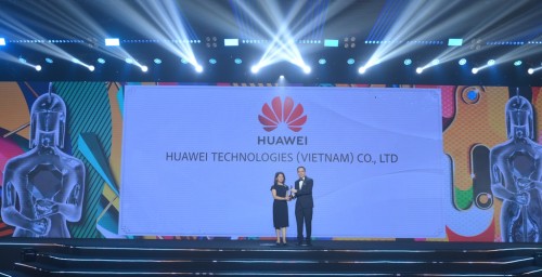 Huawei_HR-Asia-Awards-1.jpg