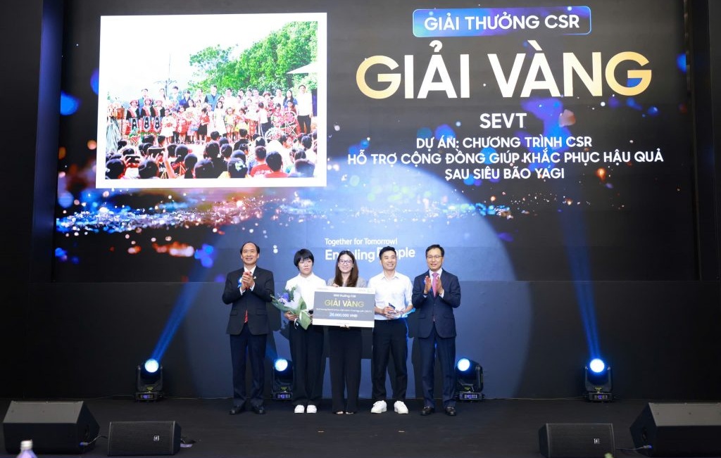 Samsung-giai-thuong.jpg