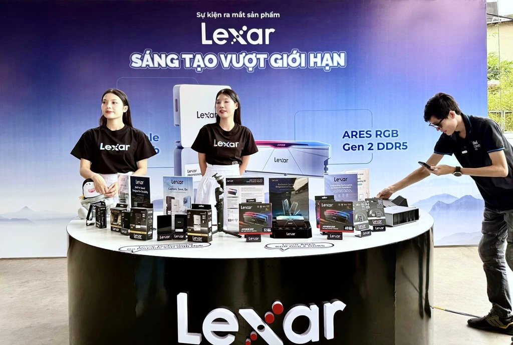 Su-kien-Lexar.jpg