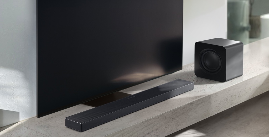 Hinh-anh-Samsung-TVs-and-Displays-CES-2025-Soundbar-HW-Q990F-HW-QS700F.jpg