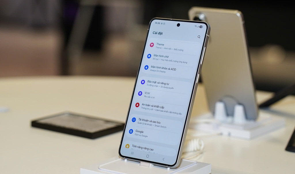 Galaxy-S25-Edge.jpg