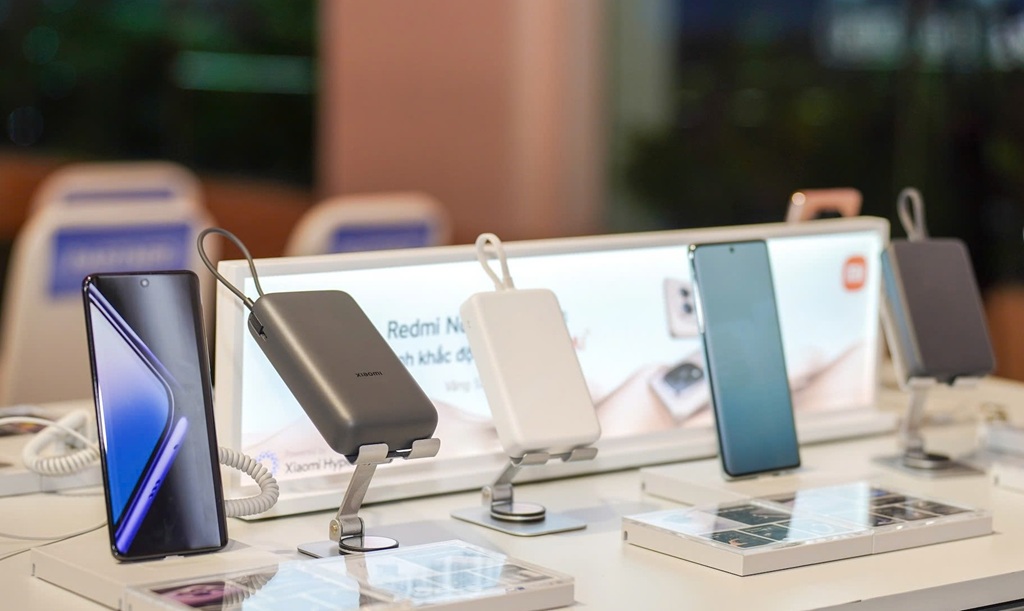 pin-sac-d-phong-va-dien-thoai-Xiaomi.jpg
